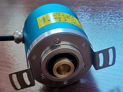 高度编码器